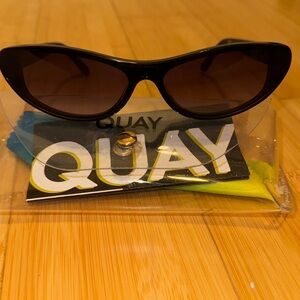 Quay sunglasses slate cat eye